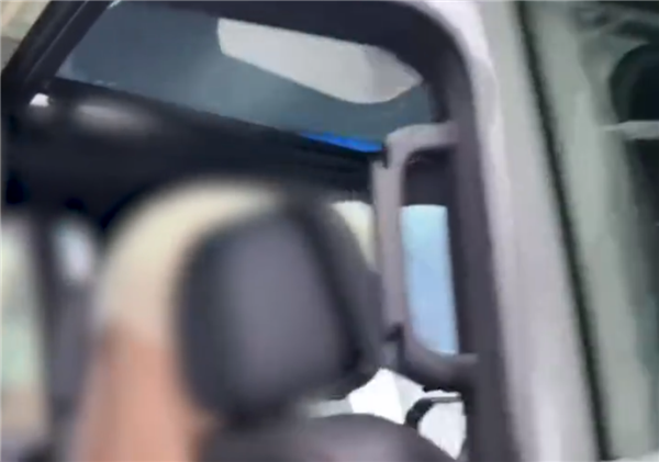 直播拍到女主播裙底-涉事捷途汽车门店抖音账号被封