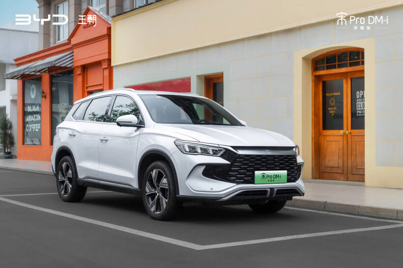 一季度插混车型销量同比暴增-46%-Counterpoint-纯电车型仅增-7%