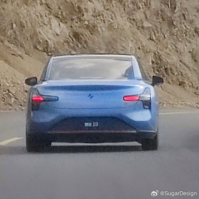 有望命名为想往-首车尾部谍照曝光-03-小鹏子品牌-MONA