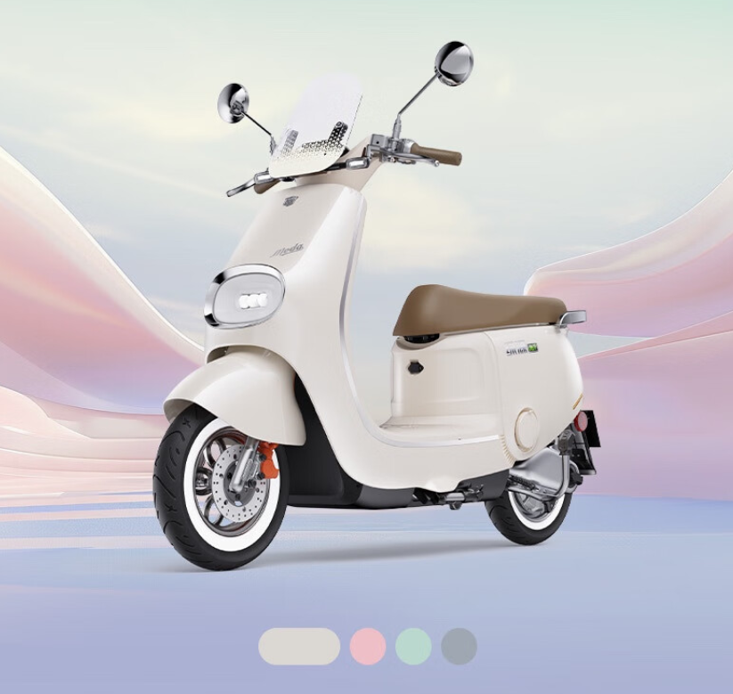 1000W电机-3299元绿源-Moda8电动摩托车上市-70km续航